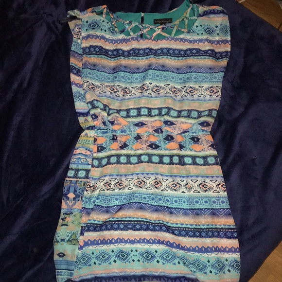 Patterned Dress - Picture 1 of 3